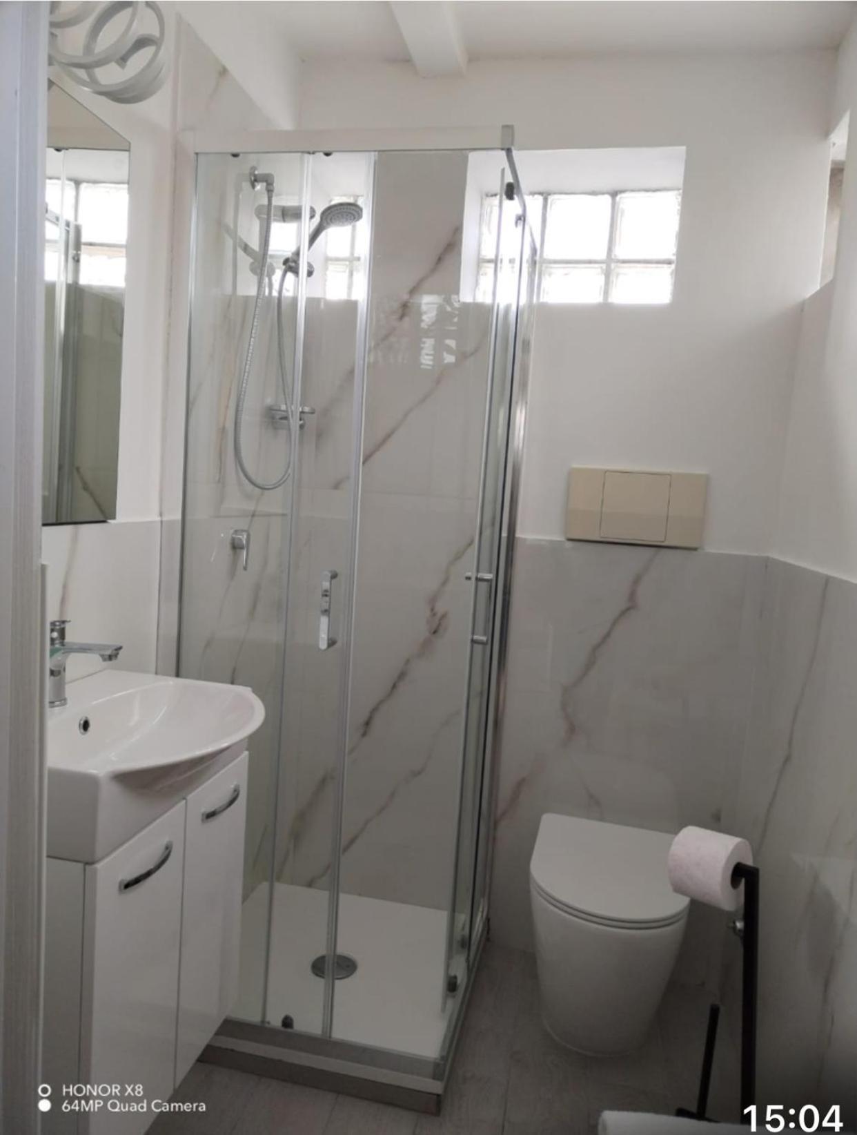 B&B Civitavecchia La Casetta Con Giardino Экстерьер фото